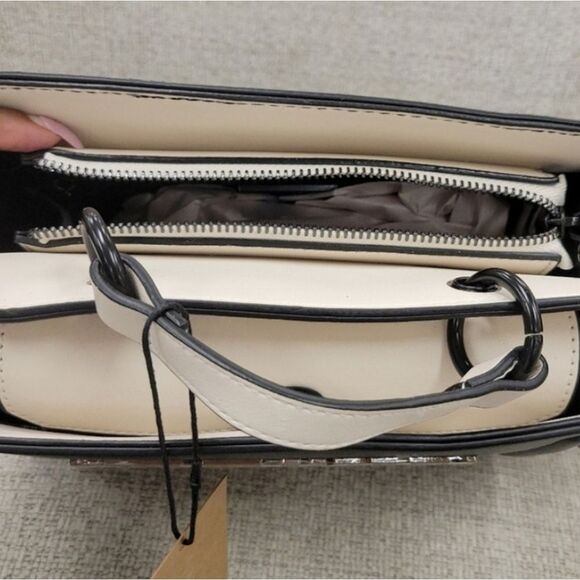 NEW Steve Madden Bevelyn Colorblock Handbag - Picture 8 of 8